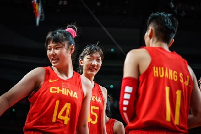 开门红！中国女篮大胜波多黎各42分为三大球提气(1)
