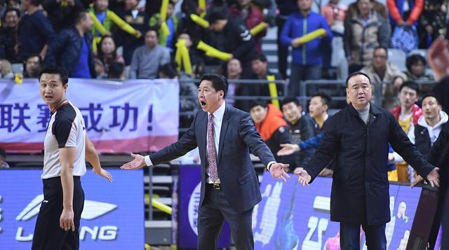 CBA三消息：张本天杰质疑总决赛，上海放弃双外援，余家豪赴美(3)