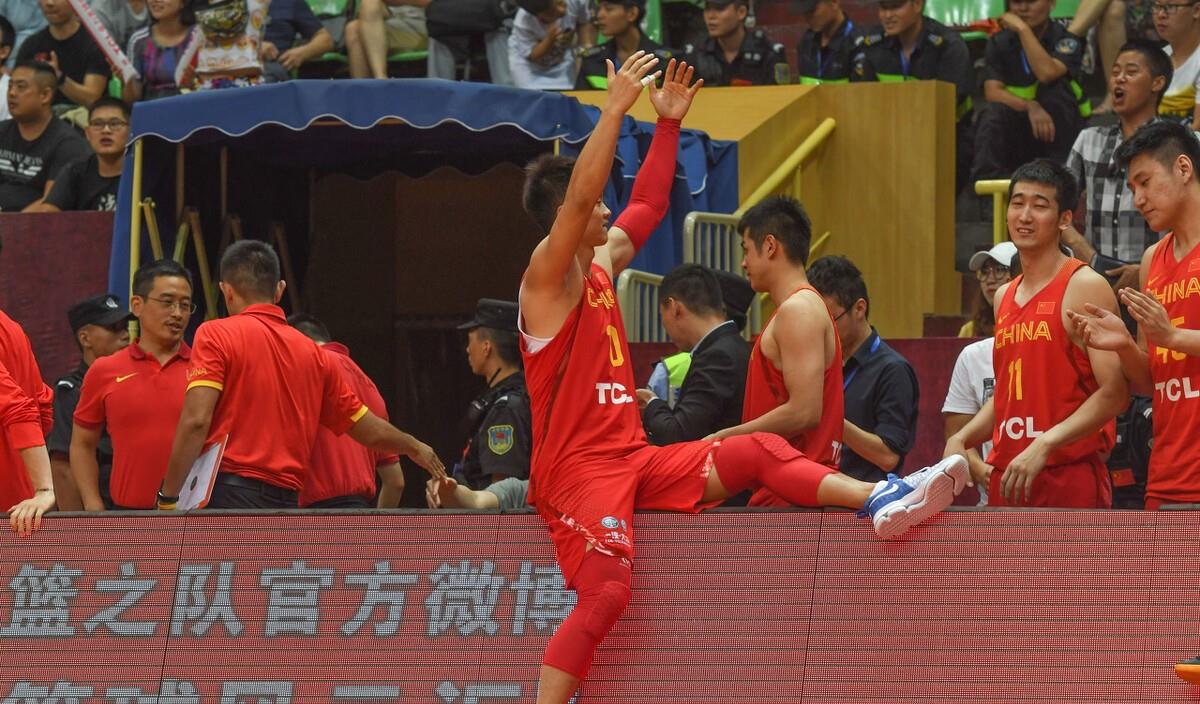中国男篮最新消息：30岁的老将重返国家队，或将成为队长(1)