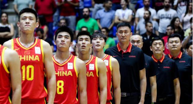 中国男篮再度实行双队制，十六人最终大名单正式出炉(1)