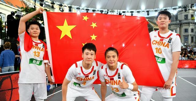 判罚尺度完全看不懂！中国三人女篮输给法国非常遗憾！(2)