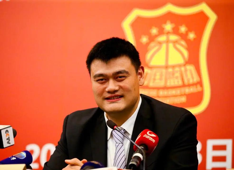 姚明成立中国篮球名人堂，大王爆杜锋要求肉搏战，莫兰德沉迷游戏(1)