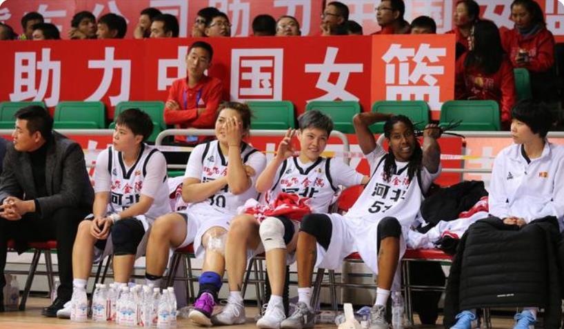 官宣！中国女篮国家队16人集训大名单出炉！9名大学生球员入选(3)