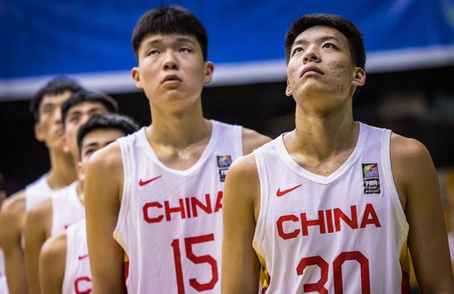 88-44！中国男篮狂胜晋级四强距离冠军又进一步(4)