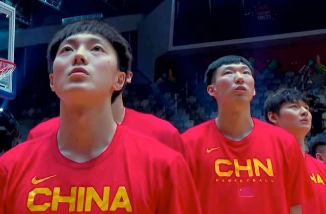 太恐怖！中国男篮竟然不投中距离！靠三分和篮下赢巴林不靠谱(11)