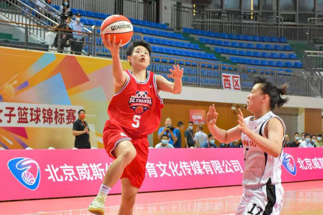 四川女篮夺得历史上首个全国冠军 被对手反超最终91比81击败江苏女篮(3)
