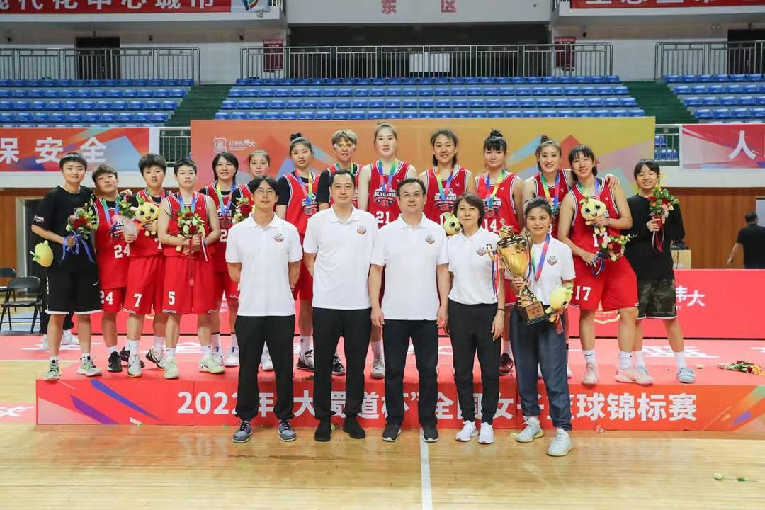 四川女篮夺得历史上首个全国冠军 被对手反超最终91比81击败江苏女篮(4)