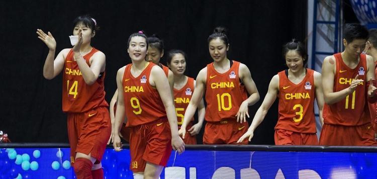 中国女篮63分大胜，姚明观战一脸淡定，韩国媒体的报道很有意思！(1)