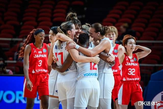 日本队凭什么威胁中国女篮奖牌？险造16分大逆转，归化成了拖油瓶(3)