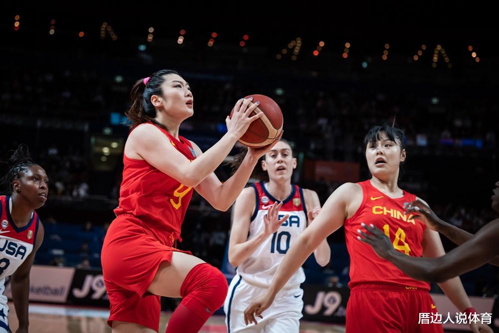 国际篮联盛赞李梦：正处在最佳状态 中国女篮真正领袖冲击奖牌(3)