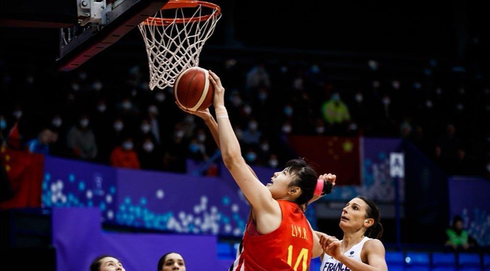 中国女篮迎战法国女篮，重点盯防威廉姆斯，世预赛交手曾大胜对方(4)