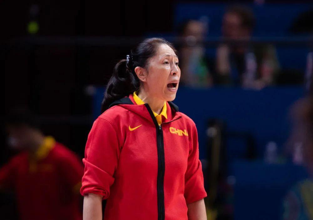中国队主教练郑薇：“女篮还不是真正世界强队”(2)