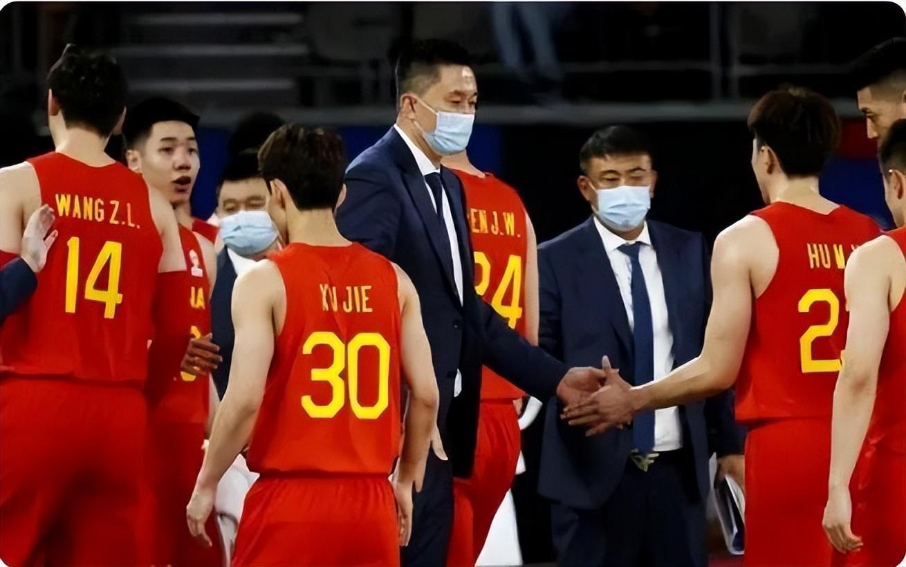 杨毅称杜锋，对中国男篮比赛结果，根本就不在乎，只想走个过场(1)