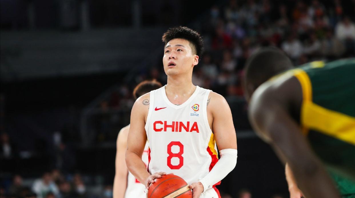 中国男篮排名更新，落后于伊朗男篮，亚洲第四，下个窗口期很关键(2)