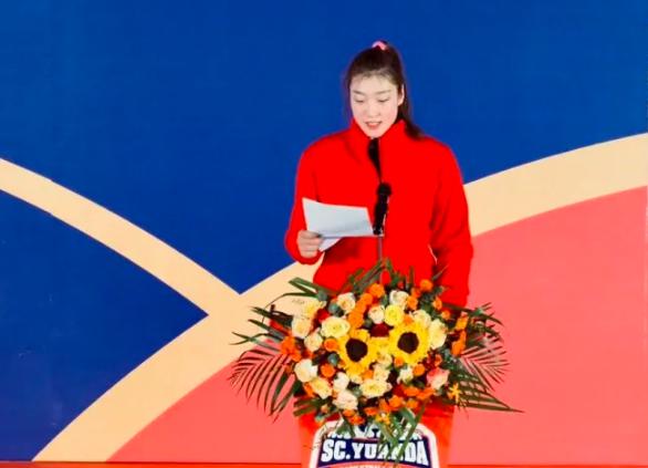 李梦代表四川女篮出征发言，广东主将成迪拉娜，WCBA不因世界杯亚军有起色(3)