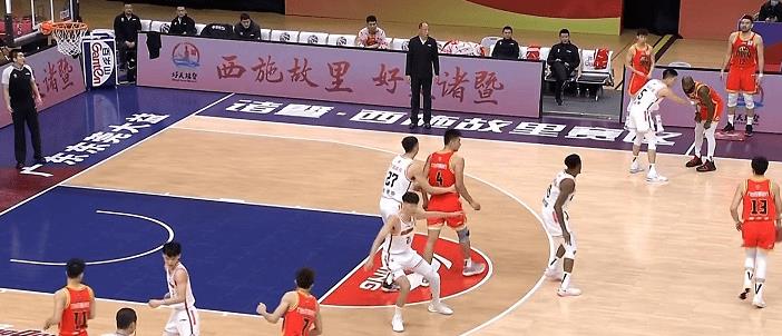 广东队战胜吉林男篮！杜锋不按常理出牌，排出赛季最乱的阵容(3)