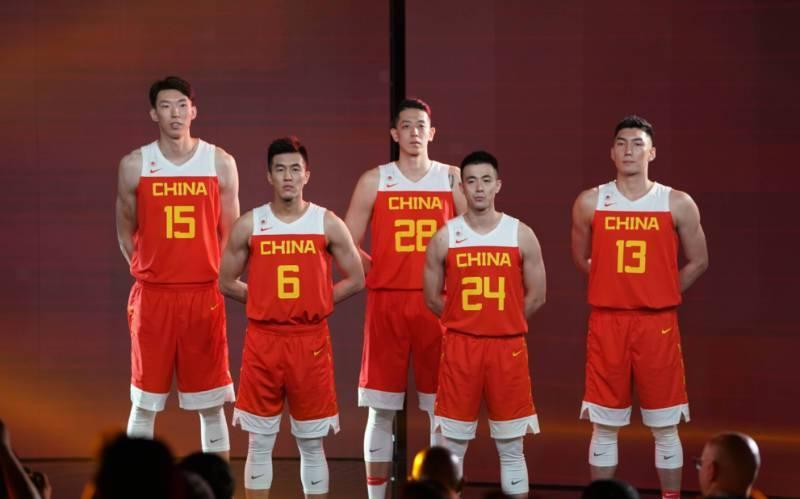 中国男篮两连胜稳了，因为核心对抗能力大幅度提升，这次谁与争锋(7)