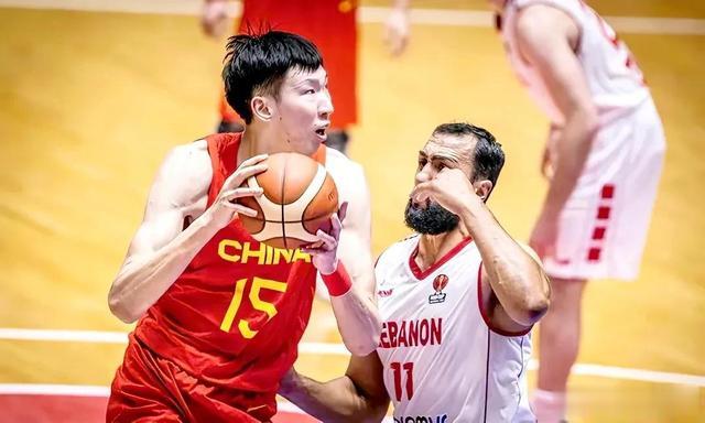 中国男篮爆冷惜败黎巴嫩止步8强，结束11连胜记录，原因何在？(1)