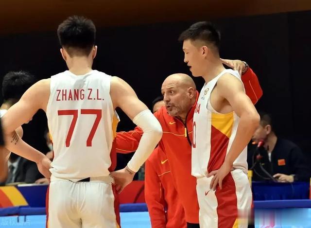 失误和外线投射及罚篮将是中国男篮的致命伤 不加以恶补很难有作为(3)