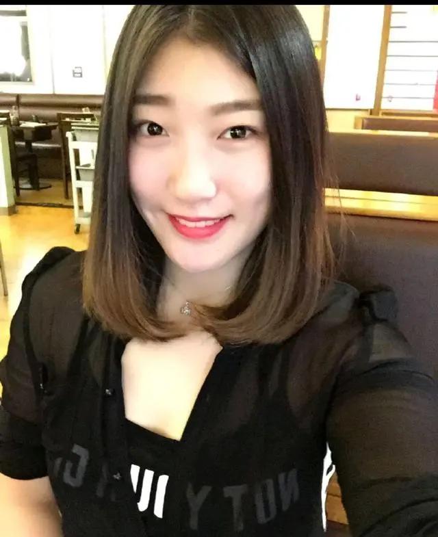 李梦的30张私照，彻底暴露了她是什么样的，真的很漂亮(32)