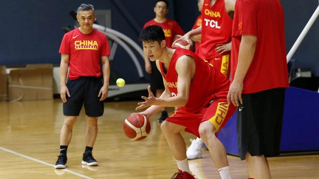 中国男篮6名淘汰球员已内定？杜锋爱徒早有准备，CBA名宿之子在列(5)
