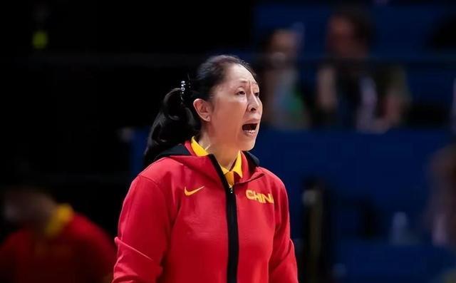 中国女篮胜不足喜！常规时间被韩国队戏谑，完全不像世界亚军水平(3)