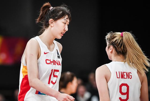 双核发威！中国女篮全胜晋级，锁定世界杯资格&奥运会资格赛资格(6)
