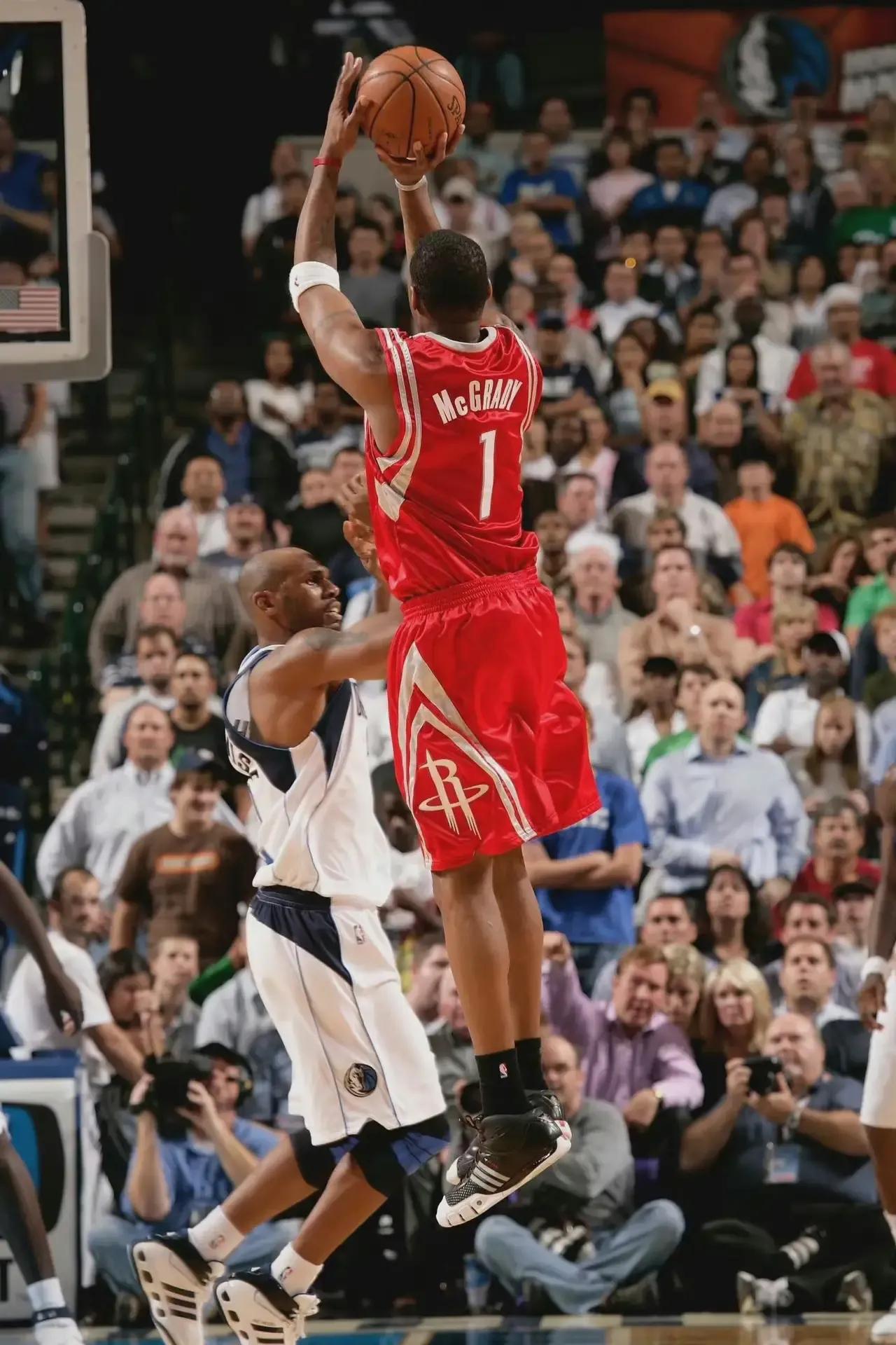 绝美！麦迪的“干拔”，是NBA最引人入胜的投篮姿势之一，或者说，没有之一……(1)