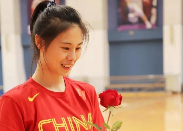 中国女篮王思雨（美图16张）：无论球技，还是颜值，都火了(16)