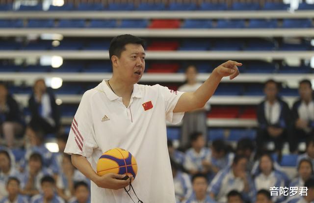 王治郅在NBA为什么没有打出来？这是一个中国篮球迷都感到遗憾的问题(5)