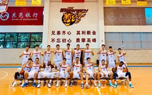 CBA消息:男篮裁掉两名教练，广东或恢复宏远冠名，杜润旺替补入选(3)
