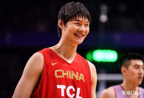 CBA三消息：辽宁两位天才离队，王哲林证明自己，苏群怕男篮夺冠(2)