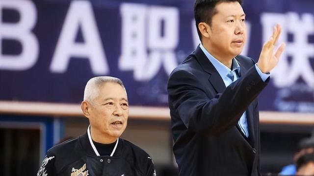 男篮调整教练团队，广东宏远队或迎冠名回归，杜润旺成功入围替补名单(1)