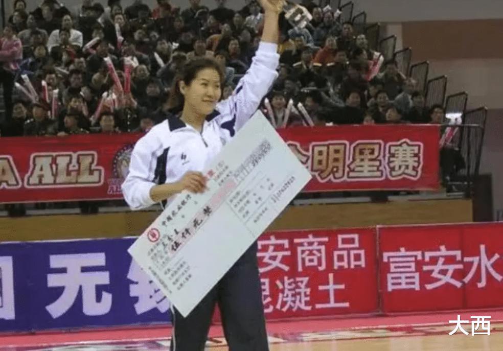 CBA名帅蒋兴权，桃李满天下，儿子是世界冠军，女儿也打篮球(7)