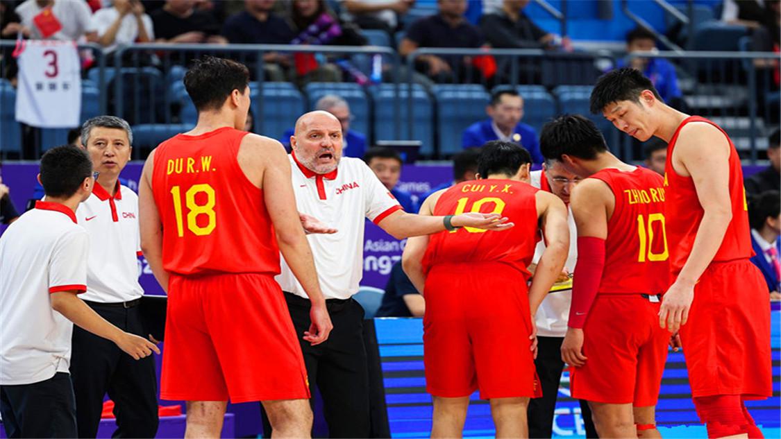 姚明遭抨击，中国男篮再次冲上热搜：乔尔杰维奇一语中的(3)