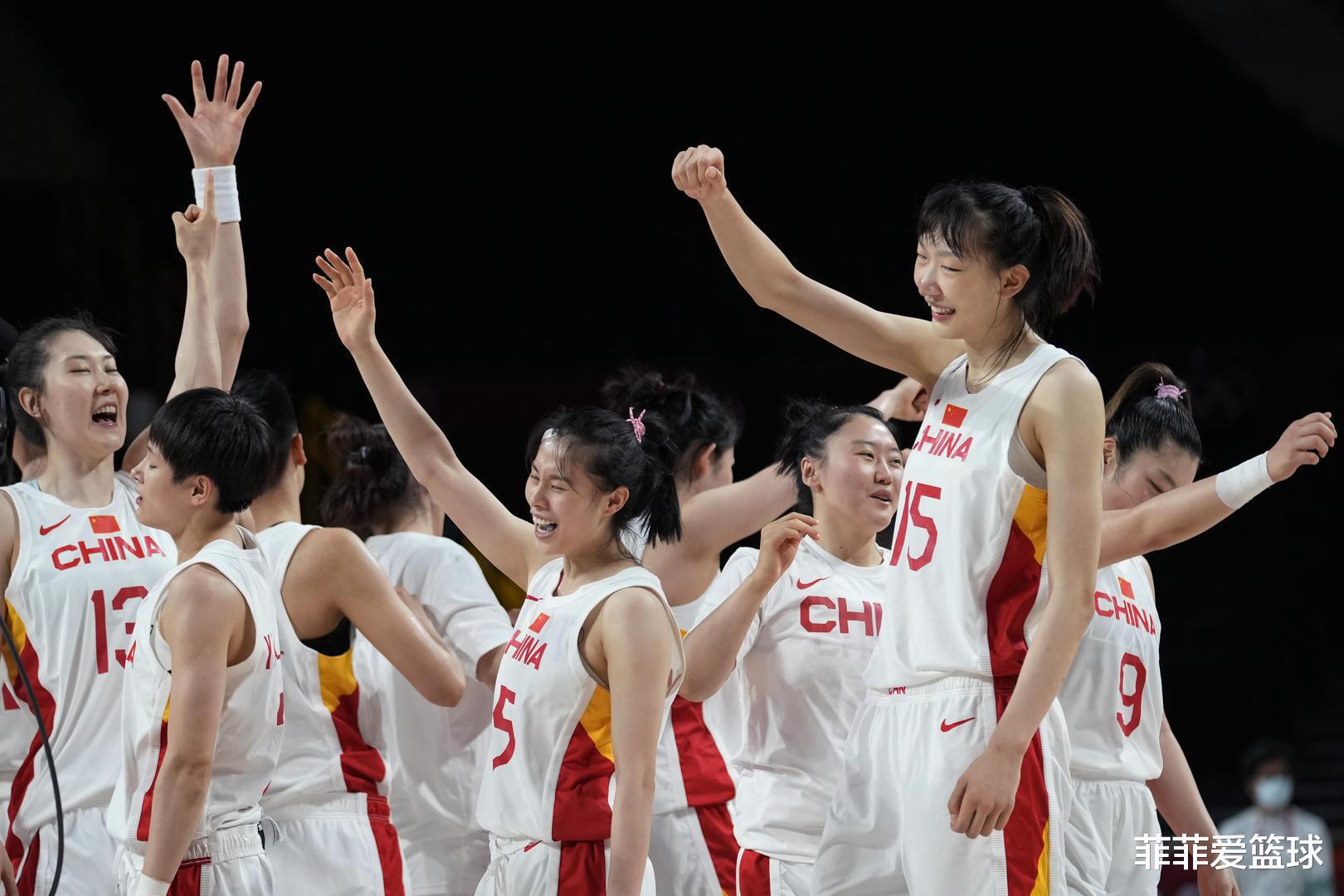 中国女篮资格赛票价出炉：最低380元，最高1280元，球迷：太贵了(1)