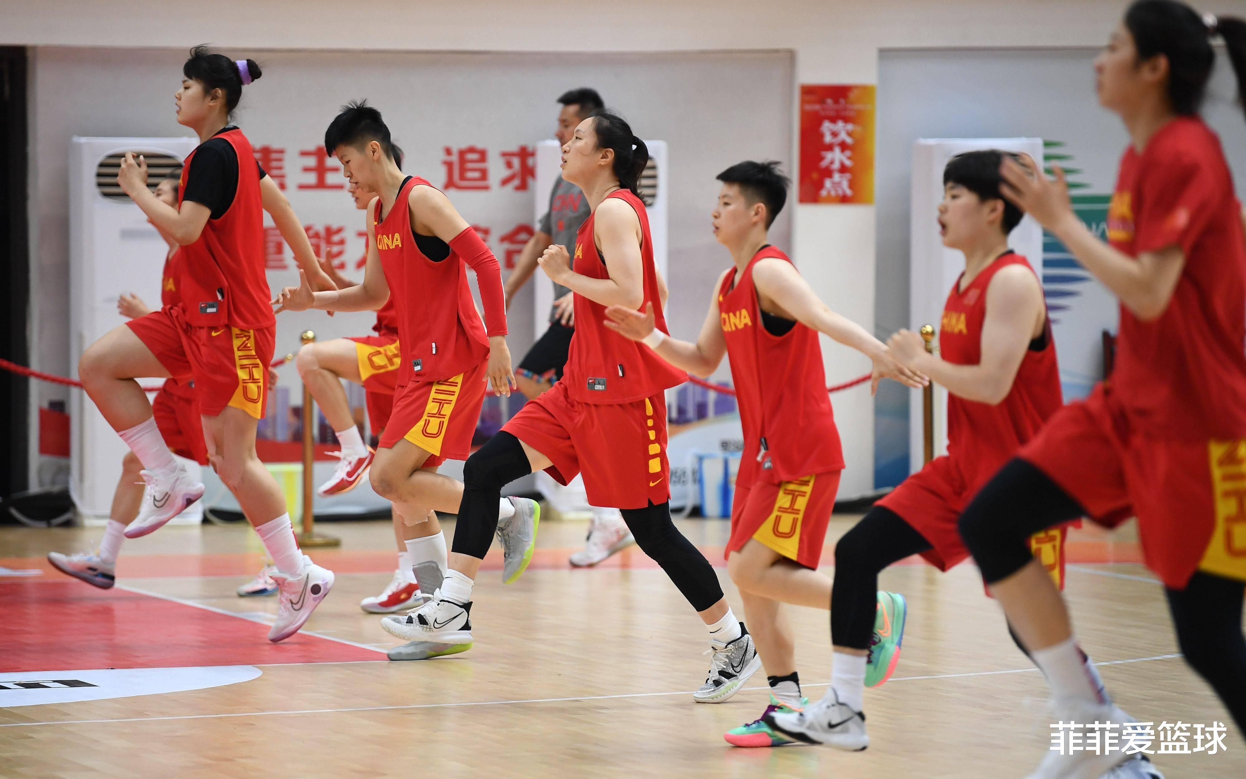 中国女篮资格赛票价出炉：最低380元，最高1280元，球迷：太贵了(3)