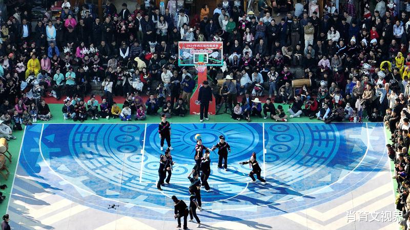 贵州雷山：再创姑妈篮球赛！玩出民族体育新花样，快来看看！(1)