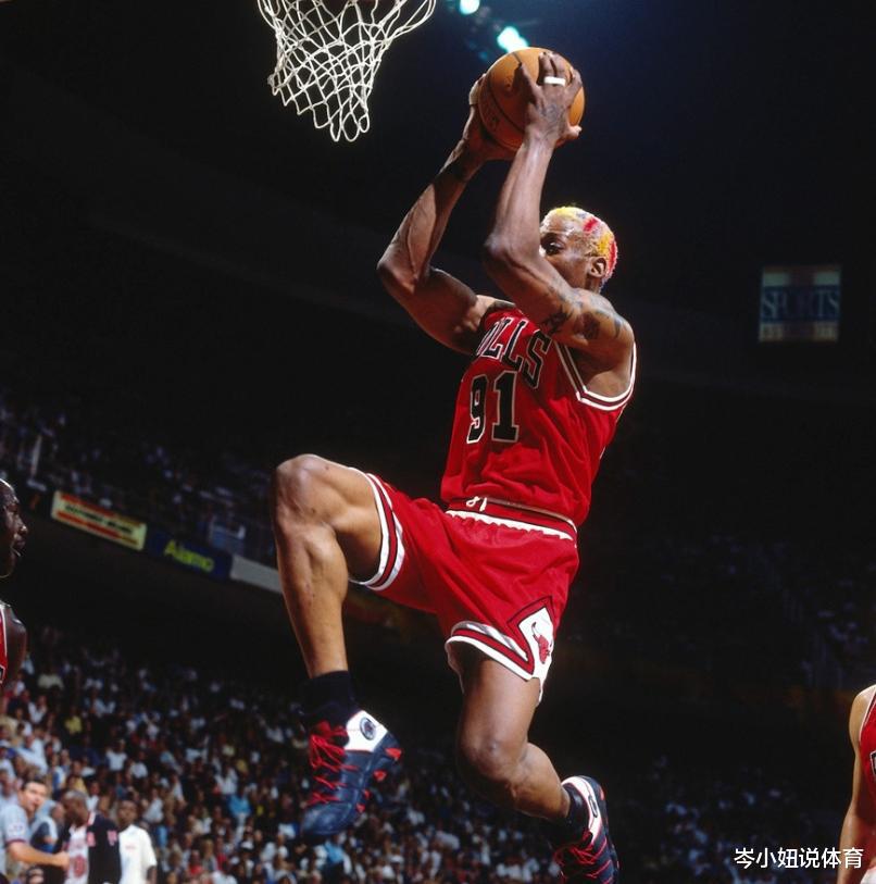 获得篮板王数量不是最多的，但罗德曼就是NBA历史上最强的篮板王(3)