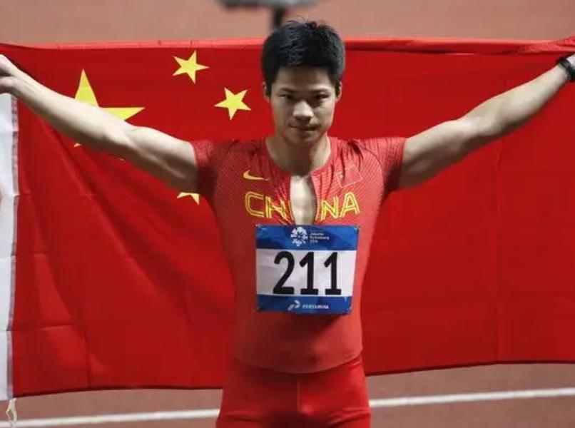 黄种人的骄傲，9.98秒创亚洲百米新纪录，打破黑人多年垄断(1)