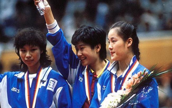 奥运会包揽金银铜牌 中国田径队迟到十年的神迹(2)