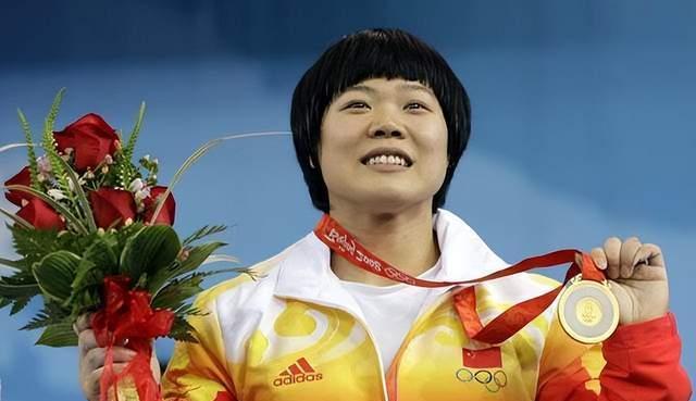 刘春红：来自农村的奥运冠军，29次破世界纪录却因禁药成一生污点(10)