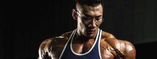 中国第一肌肉巨兽鹿晨辉：自费60万比赛，从保安到健美第一人！(6)