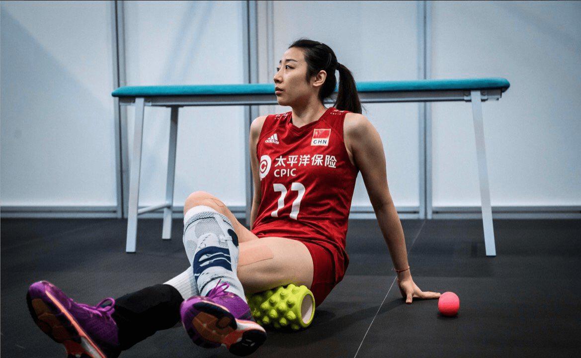 东京奥运会6人缺席女排世锦赛，2人已退役1人转型，3人伤病休养中(3)