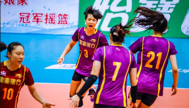 女排全锦赛决赛天津3-1挫江苏 时隔两年重夺冠军(1)