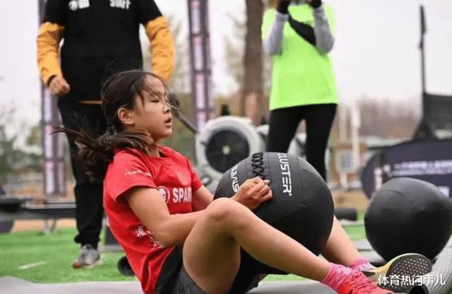 11分02秒！中国11岁女孩创历史、破纪录，网友：比全红婵还厉害(5)