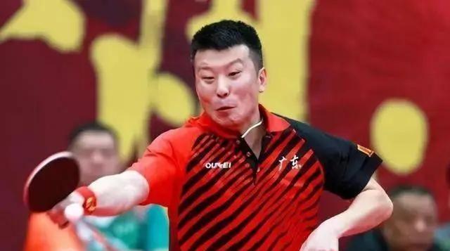 王曼昱教练绰号叫“国王”，网红教练张超打不过他，前三板有一套(3)