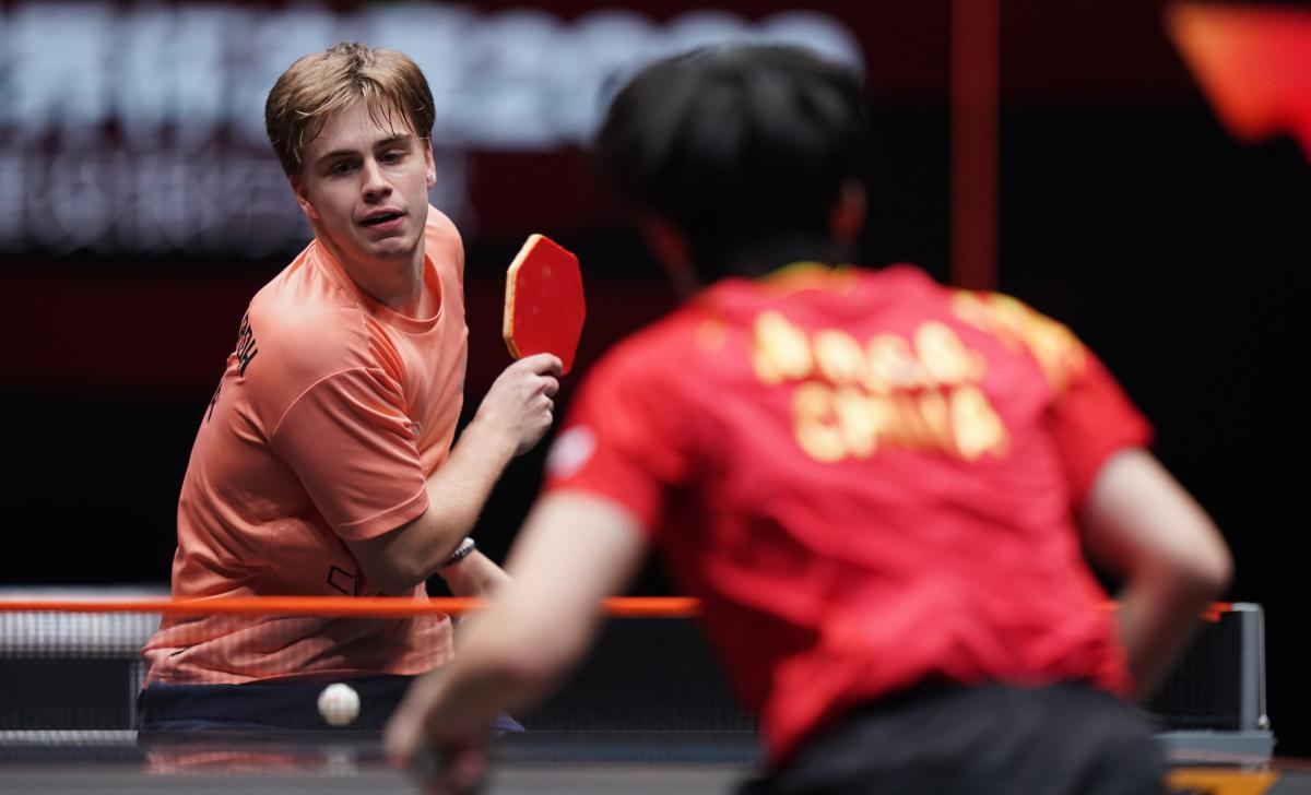 坏消息！乒坛男单世界第6被禁赛，罚款1万欧元，与王楚钦年龄相仿(3)
