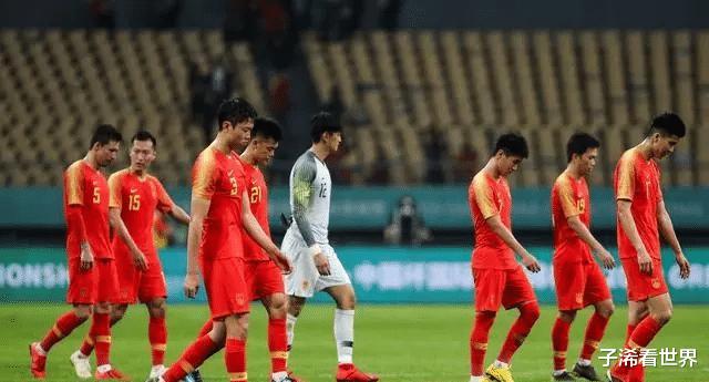 厚颜无耻！韩国媒体再现争议言论：中国足球遭质疑，球迷骂声一片(4)