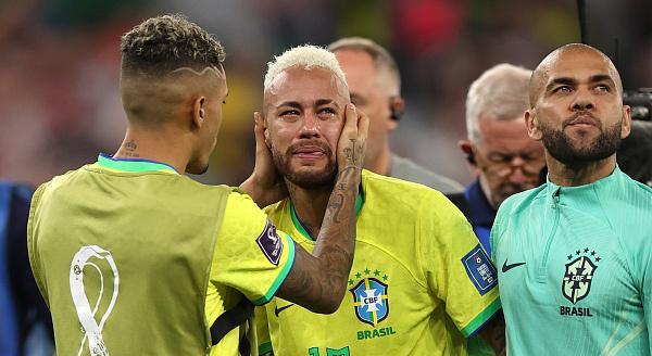 06世界杯以来八强战淘汰巴西的球队，两亚军两季军，至今没有冠军(2)